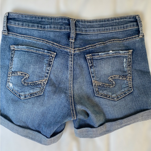 Lot of Shorts •Silver•H&M•AE 🩳 - Picture 9 of 10